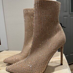 Vela Pink heeled studded  Boots Size 8M